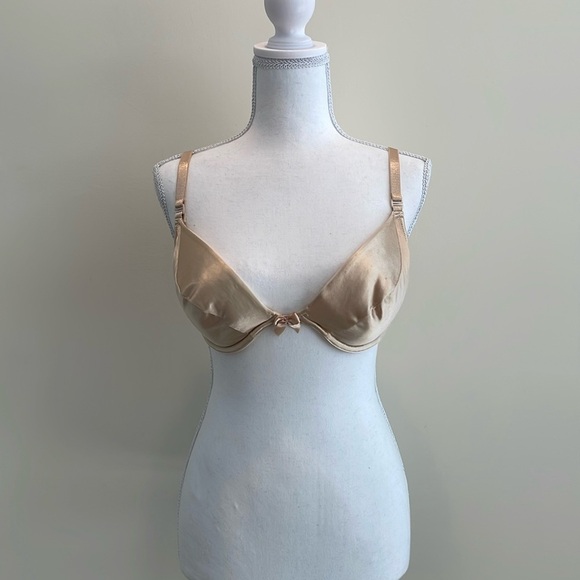 Victoria’s Secret Beige Padded Push Up Bra. 36C NWOT - Picture 1 of 9
